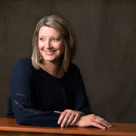 Danna Young headshot